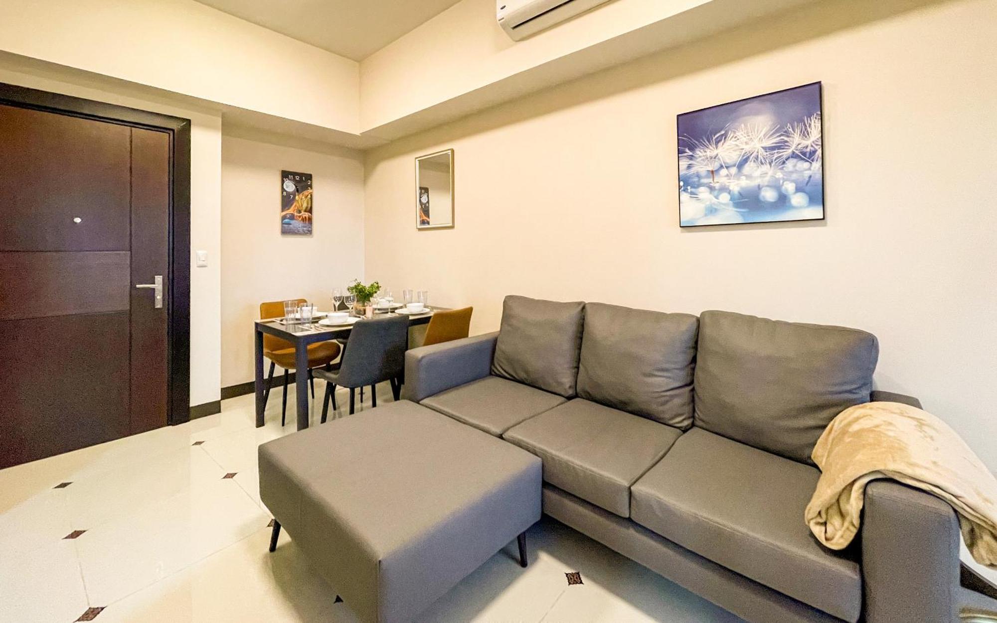 Cityscape View 2Br In Uptown Bgc W 200Mbps Wifi Taguig Exterior photo